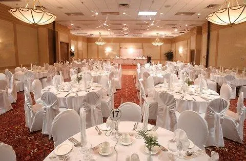 Holiday Inn Toronto Brampton Hotel