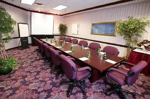 Holiday Inn Toronto Brampton 3*,