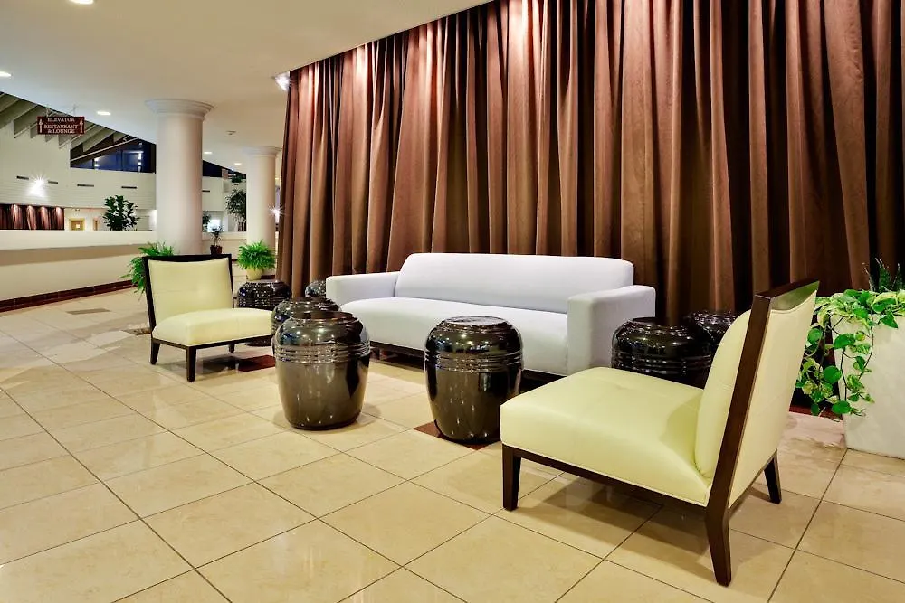 Holiday Inn Toronto Brampton Hotel